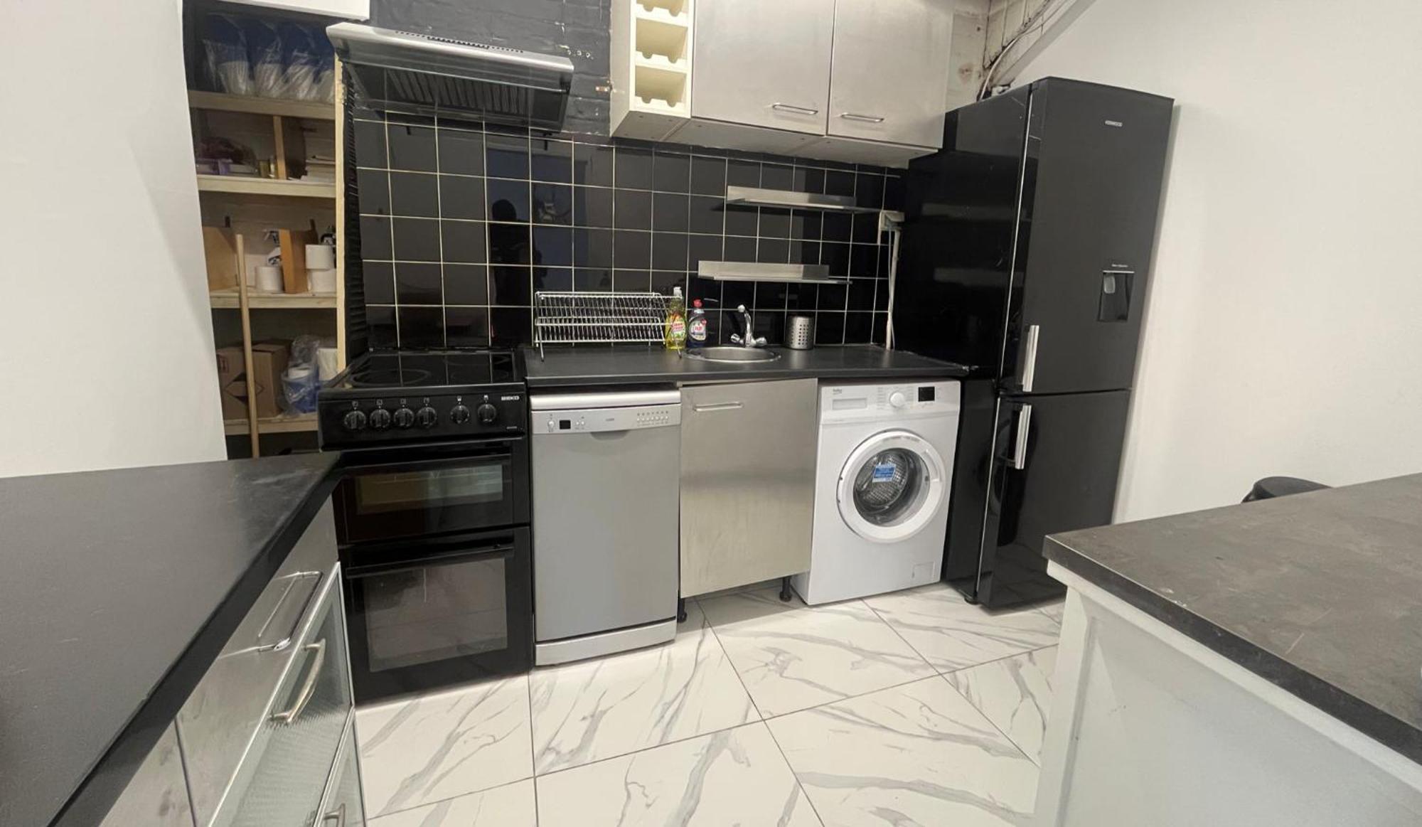 Nifty 2 Bedroom Flat In Goswell Rd London Exterior foto